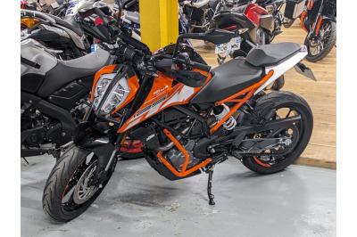 KTM 125 DUKE ABS