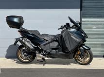 T-MAX 560 TECH MAX