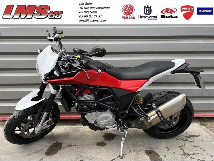 HUSQVARNA NUDA 900 R