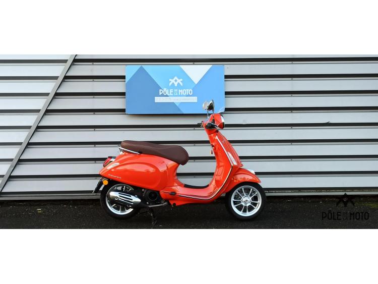 VESPA PRIMAVERA 125