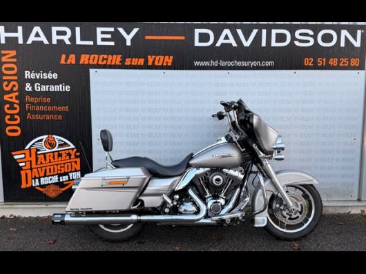 HARLEY-DAVIDSON TOURING STREET GLIDE 1584