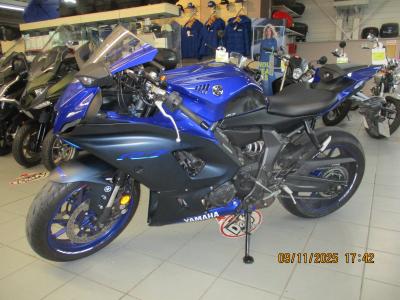 YAMAHA YZF-R7