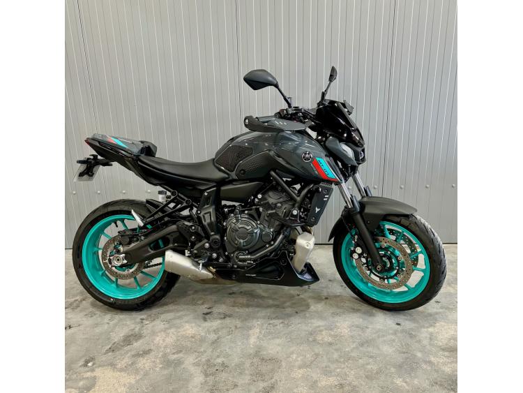 YAMAHA MT-07