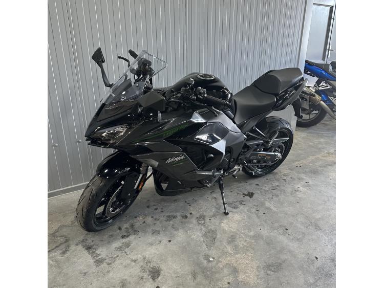 KAWASAKI NINJA 1100 SX