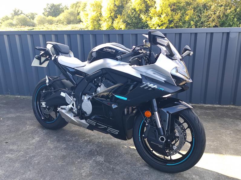 CF MOTO 675 SR-R