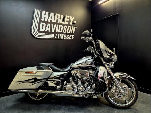 HARLEY-DAVIDSON TOURING STREET GLIDE 1800 CVO
