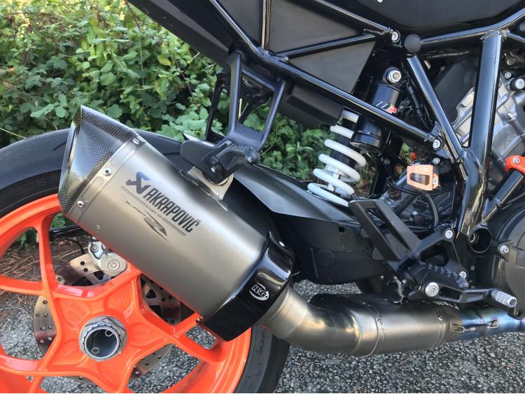 KTM 1290 SUPER DUKE R