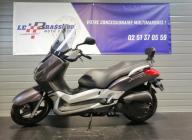 YAMAHA XMAX 125