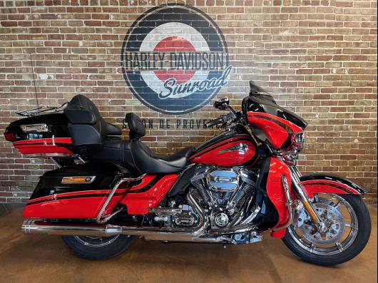 HARLEY-DAVIDSON TOURING ELECTRA GLIDE 1800 ULTRA LIMITED CVO