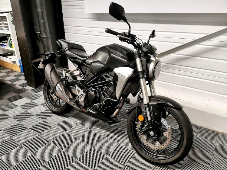 HONDA CB300R CB300 R CB 300 - ELIGIBLE A2
