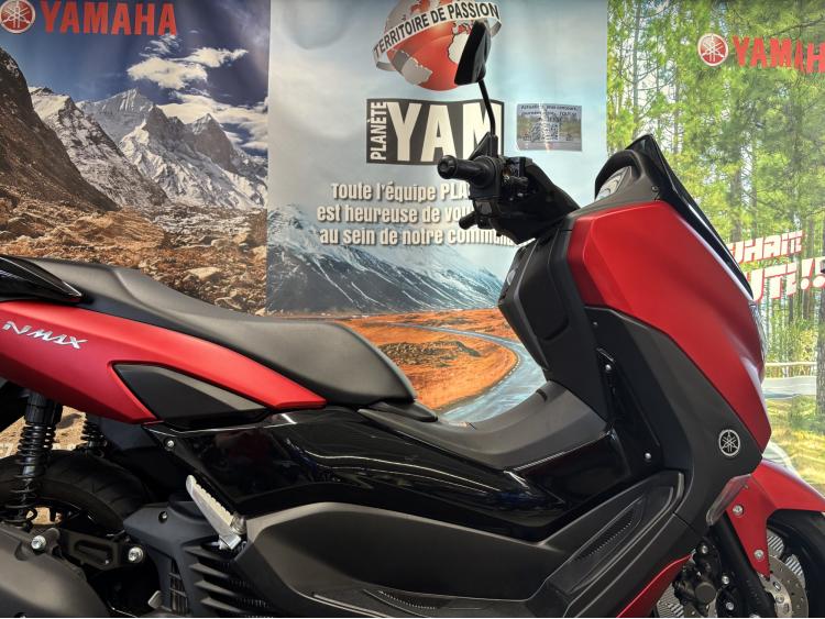 YAMAHA NMAX 125 