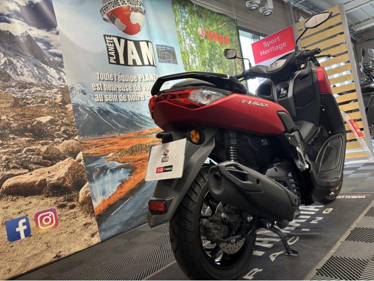 YAMAHA NMAX 125 