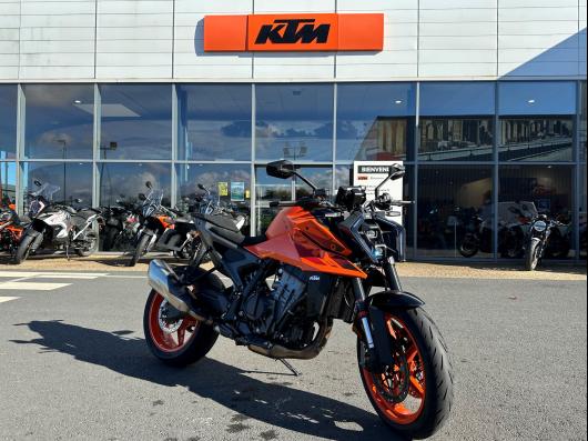 KTM 990 DUKE