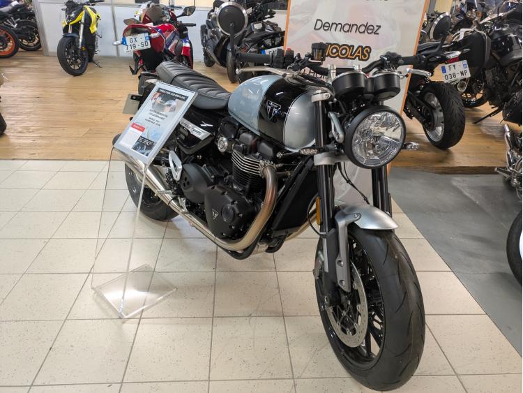 TRIUMPH SPEED TWIN 1200 BREITLING