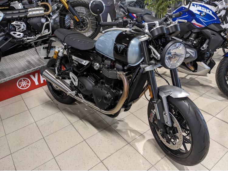 TRIUMPH SPEEDMASTER 1200 BREITLING