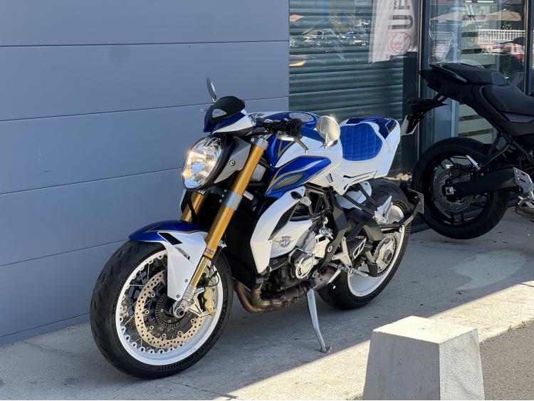 MV AGUSTA BRUTALE 800 DRAGSTER