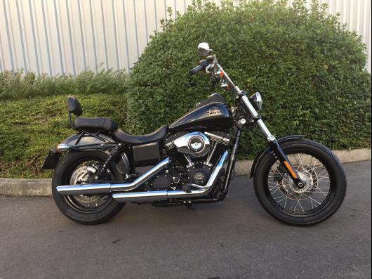 HARLEY-DAVIDSON DYNA STREET BOB 1690