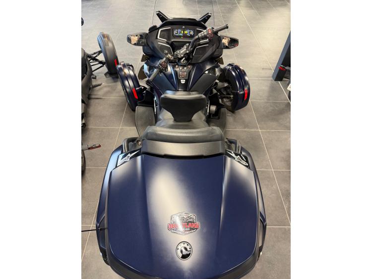 CAN-AM SPYDER RT