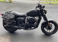 HYOSUNG GV 125 bobber