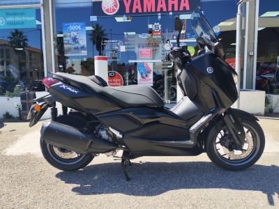 YAMAHA XMAX 300 Tech Max