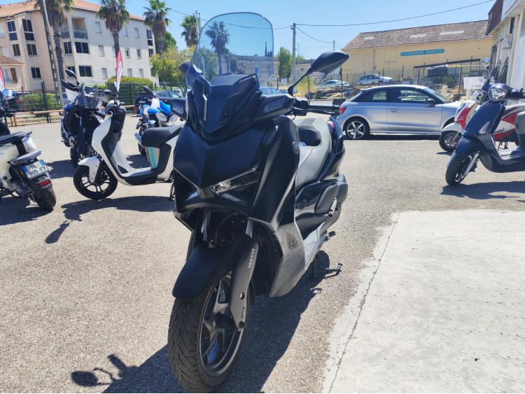 YAMAHA XMAX 300 Tech Max