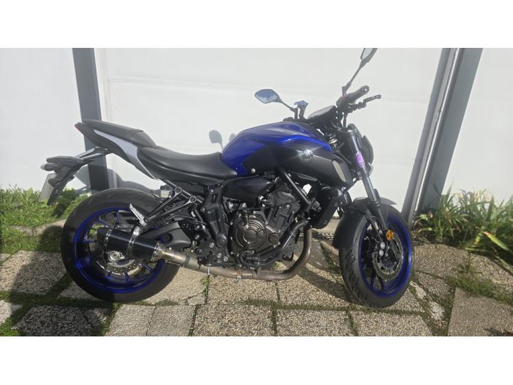 YAMAHA MT-07 (47.5CV)