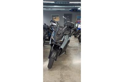 YAMAHA XMAX 300 Tech Max