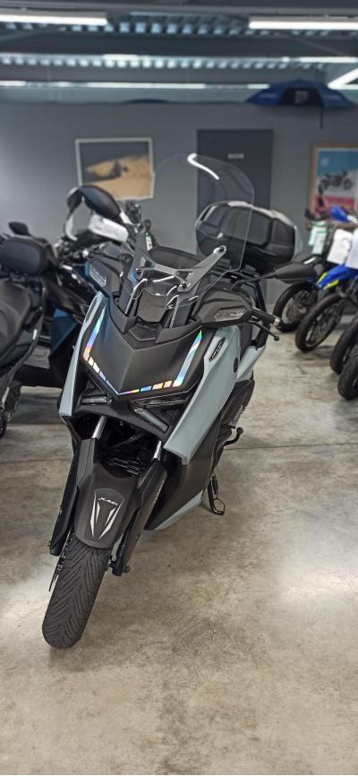 YAMAHA XMAX 300 Tech Max
