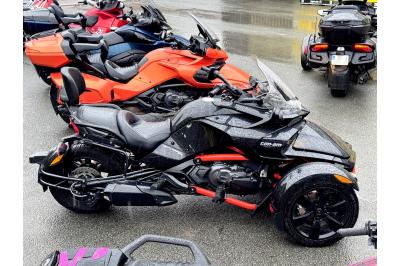 CAN-AM SPYDER F3