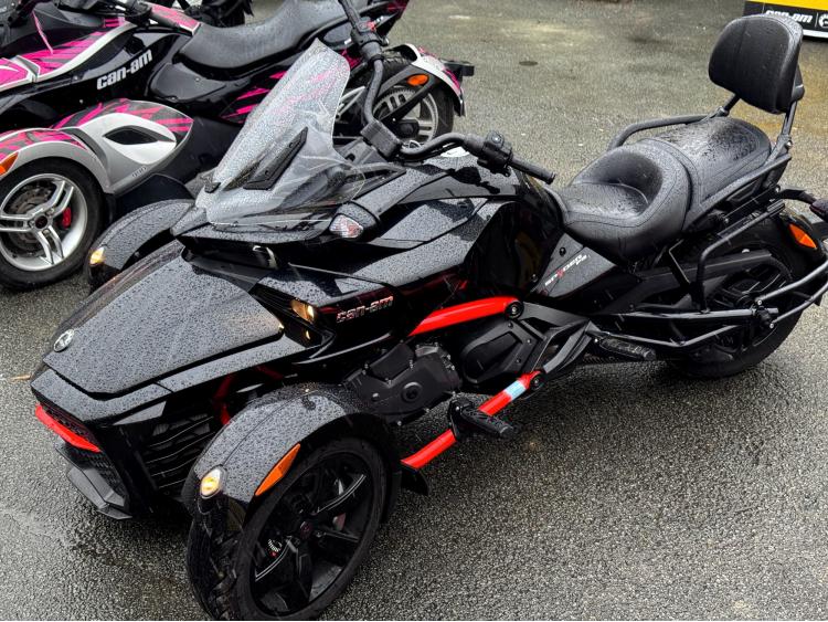 CAN-AM SPYDER F3 1330 VALISES f3s can am ryker 900 canam