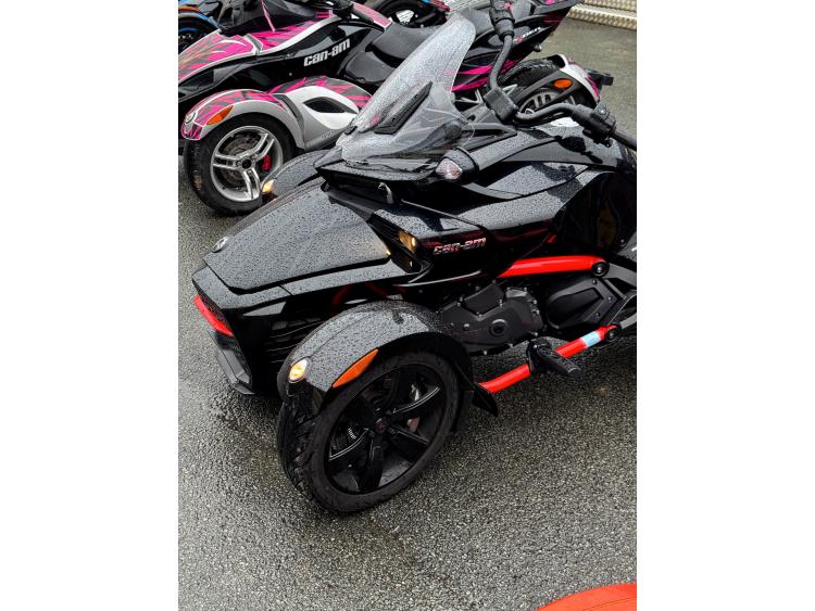 CAN-AM SPYDER F3 1330 VALISES f3s can am ryker 900 canam