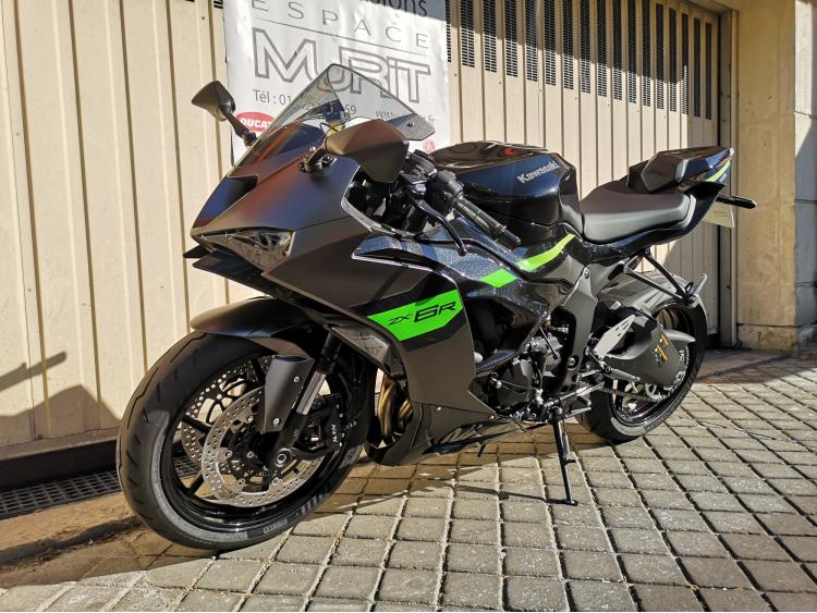 KAWASAKI ZX-6R 636
