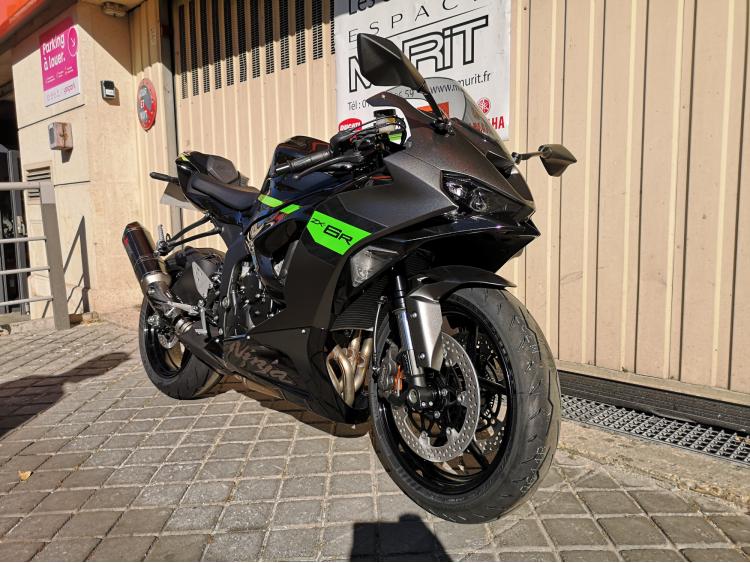 KAWASAKI ZX-6R 636