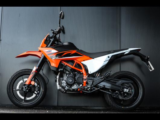 KTM 125 SMC R 2025