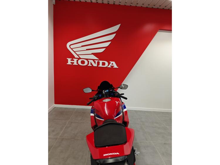 HONDA CBR 600 RR