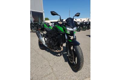 KAWASAKI Z400
