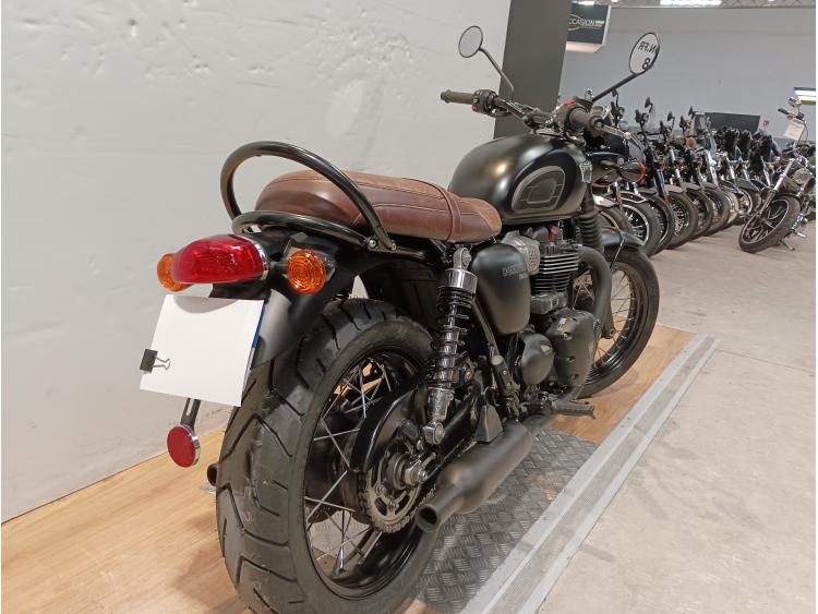 TRIUMPH BONNEVILLE T100