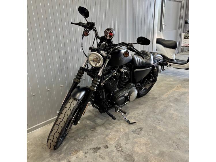 HARLEY-DAVIDSON SPORTSTER IRON 883