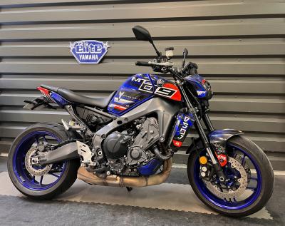 YAMAHA MT-09