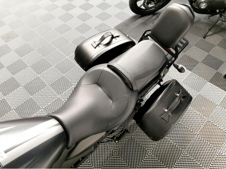 KAWASAKI VULCAN 650 S - 1ERE MAIN - ABS - 650S