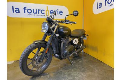 TRIUMPH STREET TWIN  900