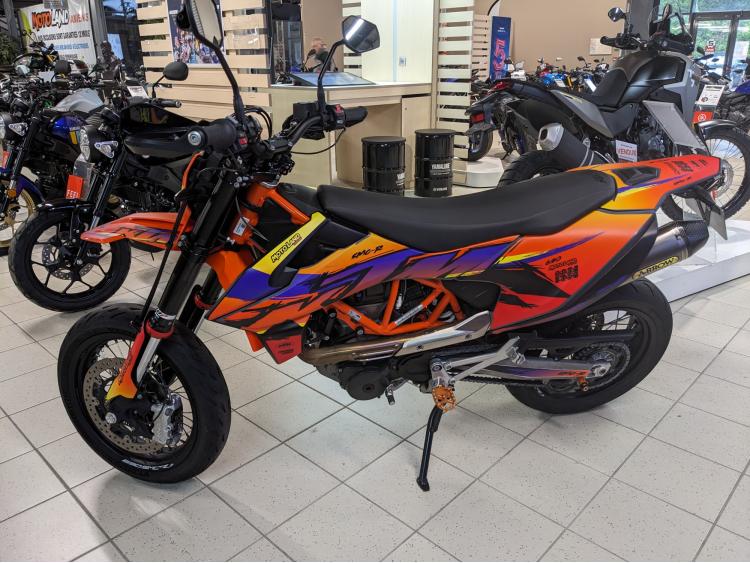 KTM 690 SMC R