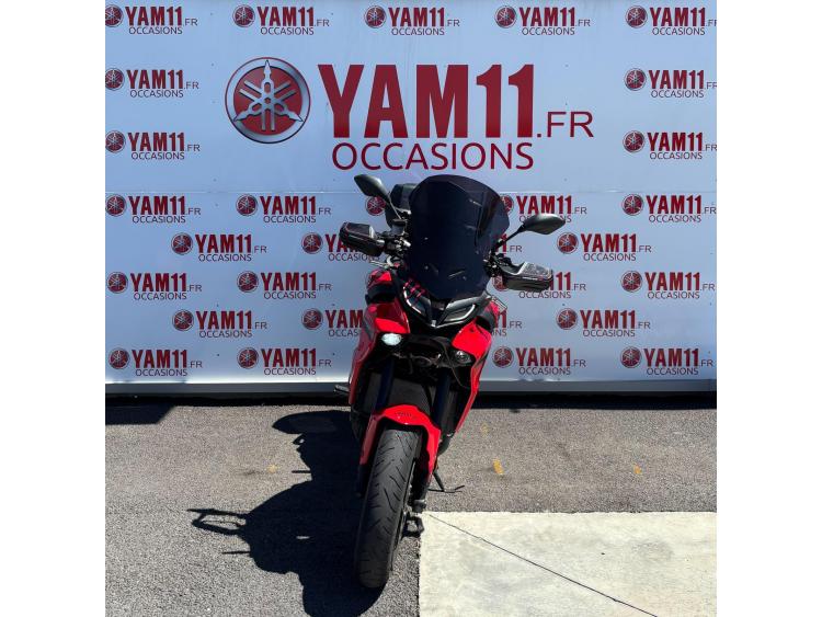 YAMAHA TRACER 9