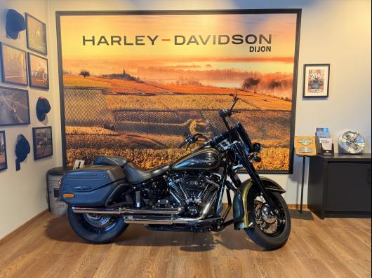 HARLEY-DAVIDSON SOFTAIL HERITAGE 1868 CLASSIC