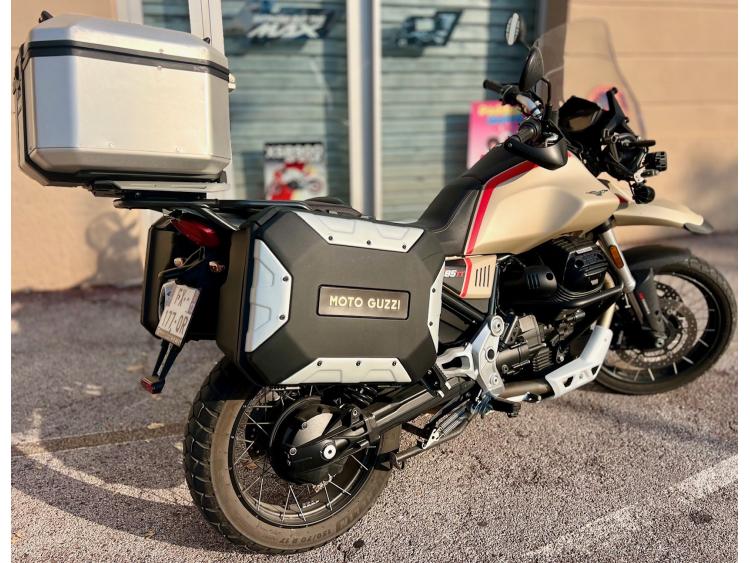 MOTO GUZZI V85 TT TRAVEL PACK 850