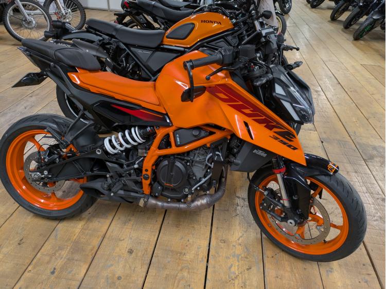 KTM 390 DUKE ABS