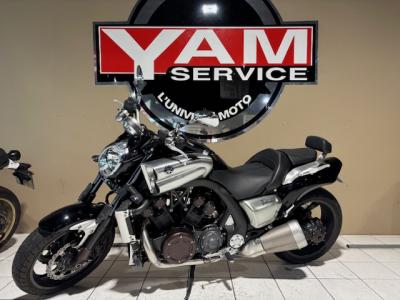 YAMAHA V-MAX 1700