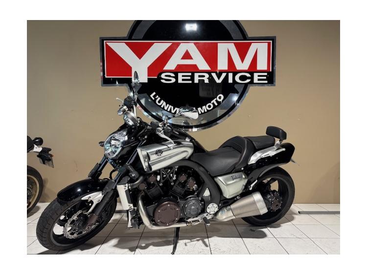 YAMAHA V-MAX 1700