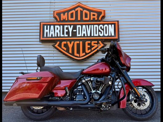 HARLEY-DAVIDSON TOURING STREET GLIDE 1745 SPECIAL
