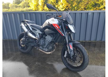KTM 790 DUKE